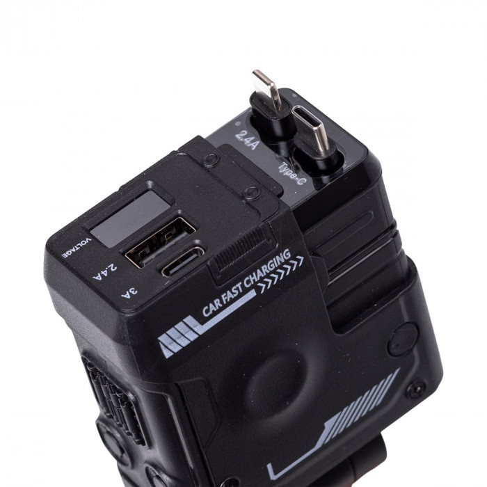 Автомобільний зарядний пристрій MECHA з висувними кабелями та портами USB/Type-C Чорний HP-A1B  Jooki
