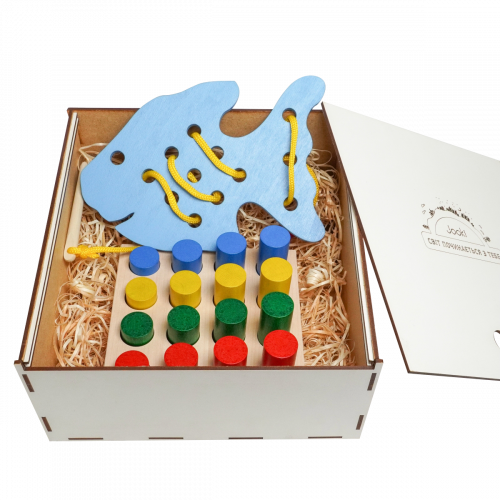 Еко подаруноковий  набор, шнурівка "Риба”  +  Гра "Кольорові циліндри" + подарункова коробка